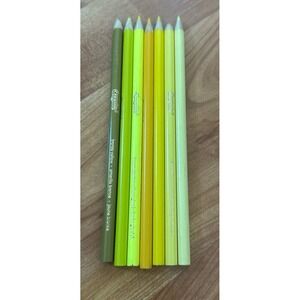 Bundle of 7 Yellow Tones Crayola Color pencils